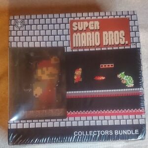 Nintendo Super Mario Bros. Collectors Bundle - Red/Black/Green